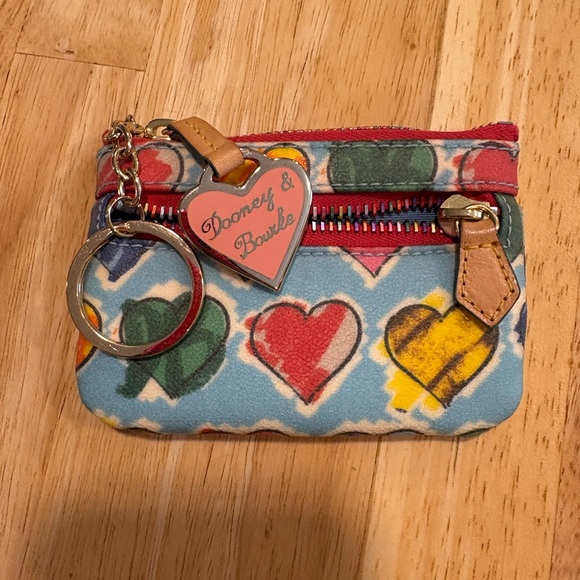 Vintage Dooney & Bourke Hearts Coin Purse - Picture 1 of 2